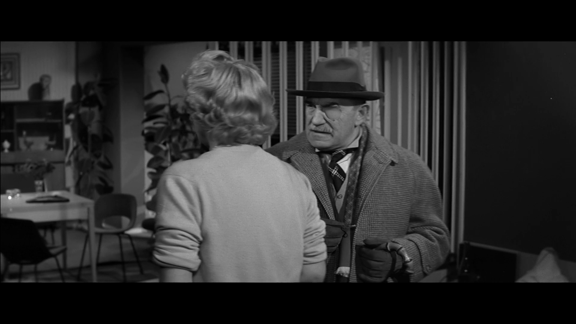Le.gorille.vous.salue.bien.1958.WEB-DL.1080p[(110147)2023-11-11-07-18-59].PNG
