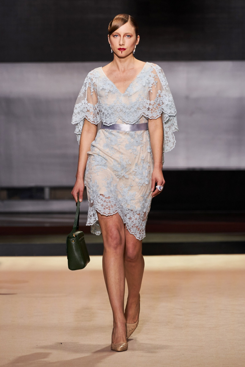 christophe_guillarme_pfw_fw22_07_h22r12-n0c_20231116_2072189455.jpg