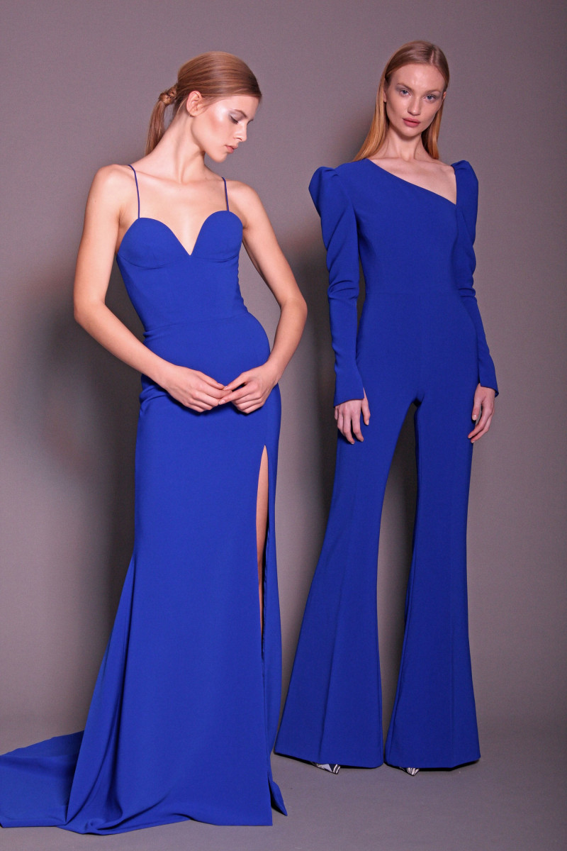 12-christian-siriano-pre-fall-2018.jpg