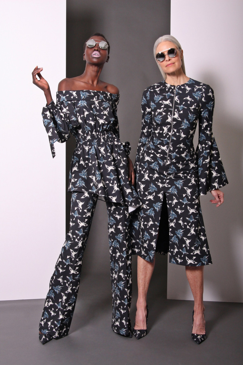 03-christian-siriano-prefall-2017.jpg