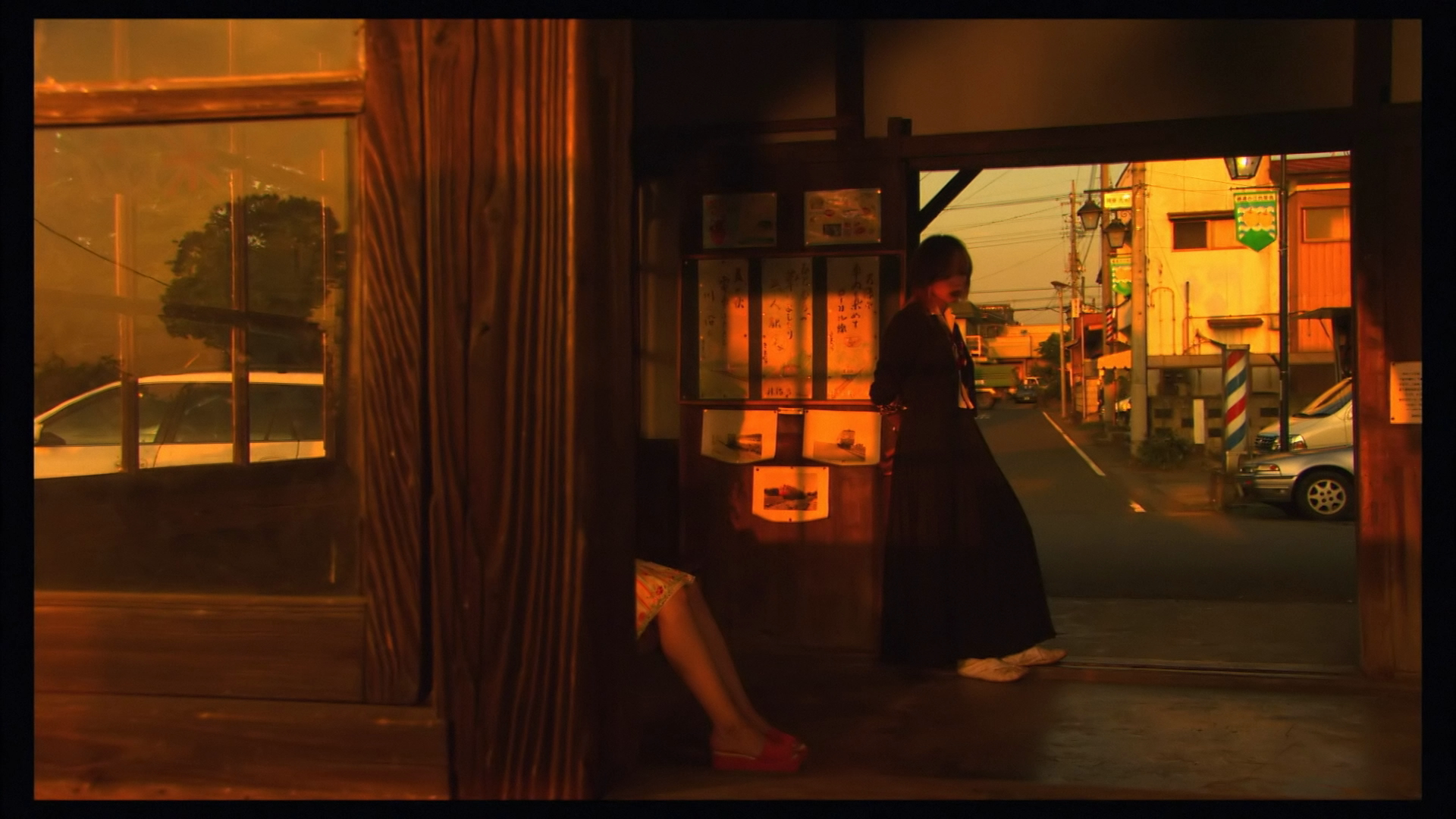Kamikaze.Girls.2004.1080p.BluRay.REMUX.AVC.DD.5.1-NOAH.mkv_20240125_162052.822.png