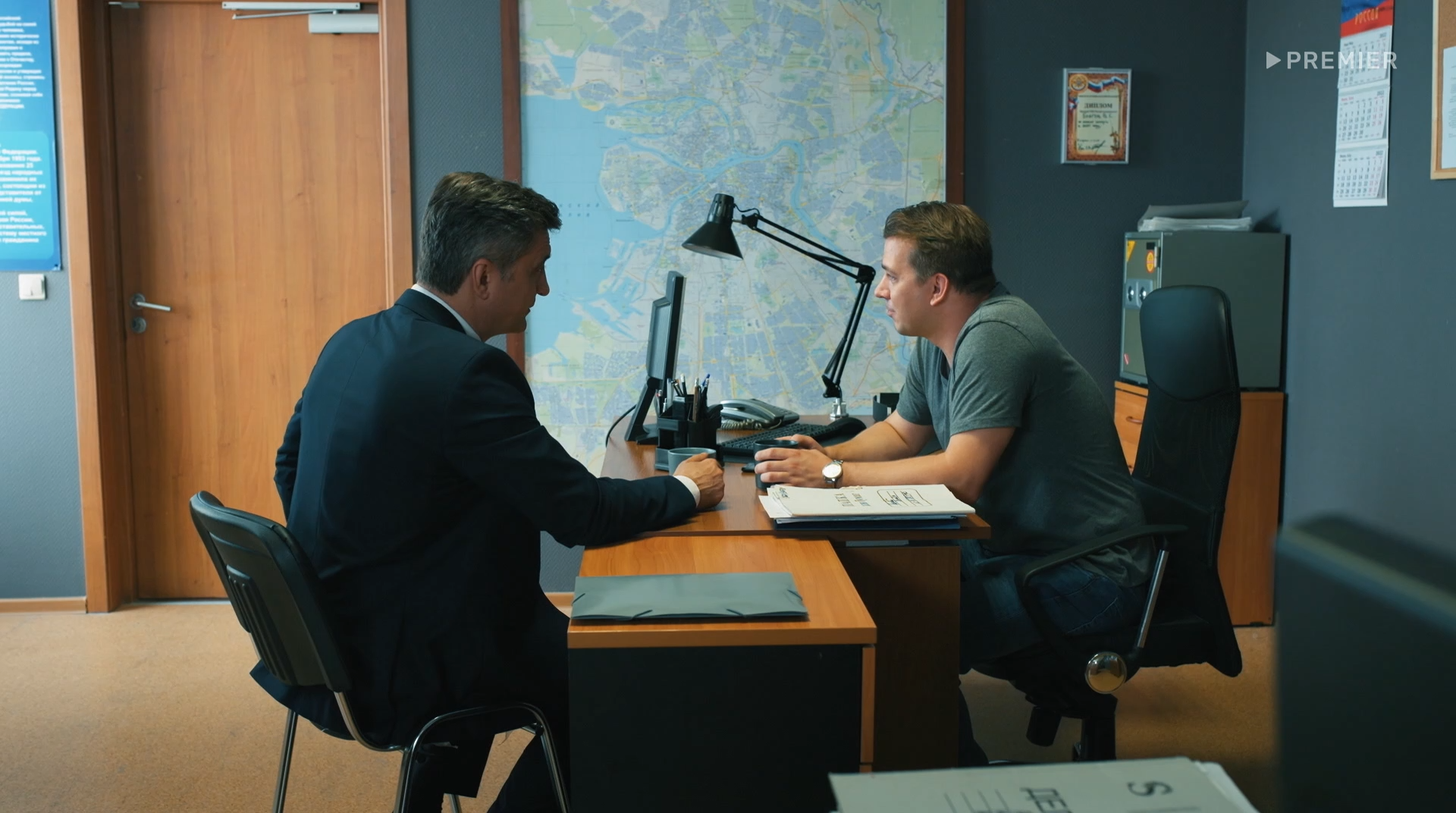 Shef.S06.E01.2023.WEB-DL.1080p.DenSBK.mkv_snapshot_34.08.png