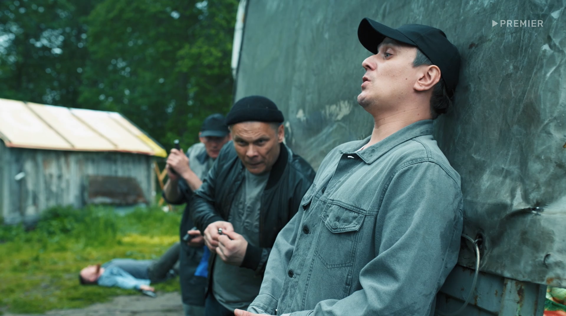 Shef.S06.E01.2023.WEB-DL.1080p.DenSBK.mkv_snapshot_04.50.png