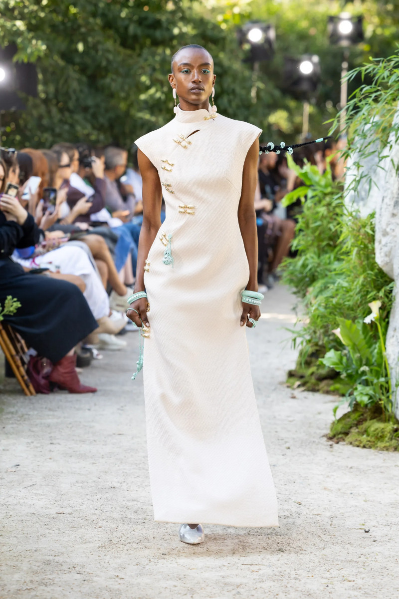 00027-mithridate-spring-2024-ready-to-wear-credit-brand-spon.JPG.webp
