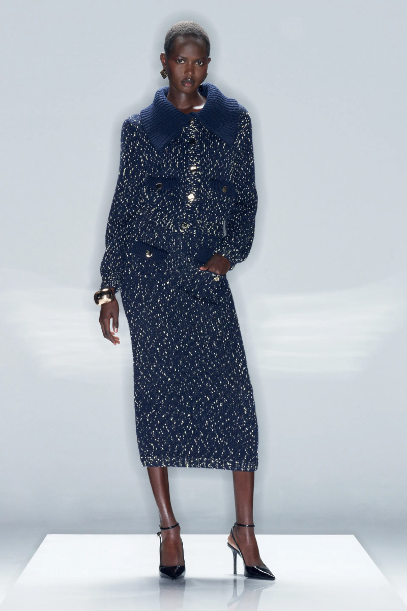00022-self-portrait-fall-2024-ready-to-wear-credit-brand.webp