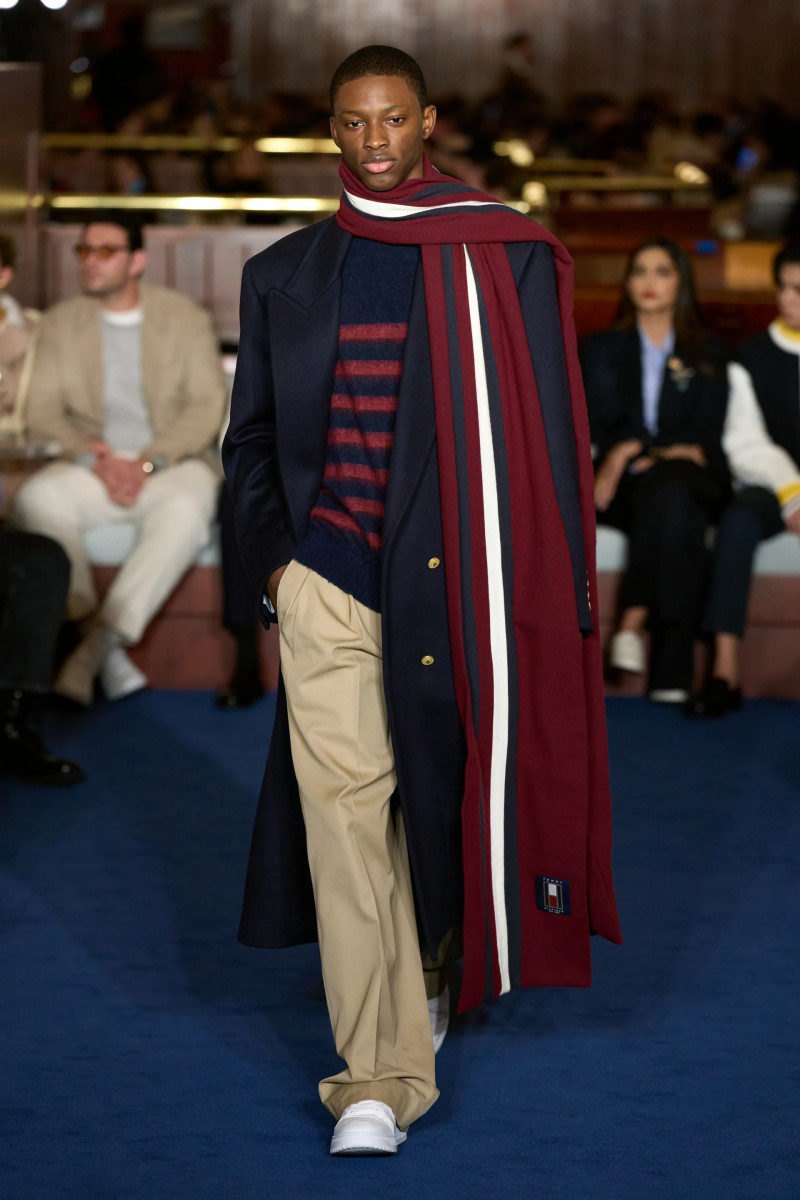 00032-tommy-hilfiger-fall-2024-ready-to-wear-credit-gorunway.webp
