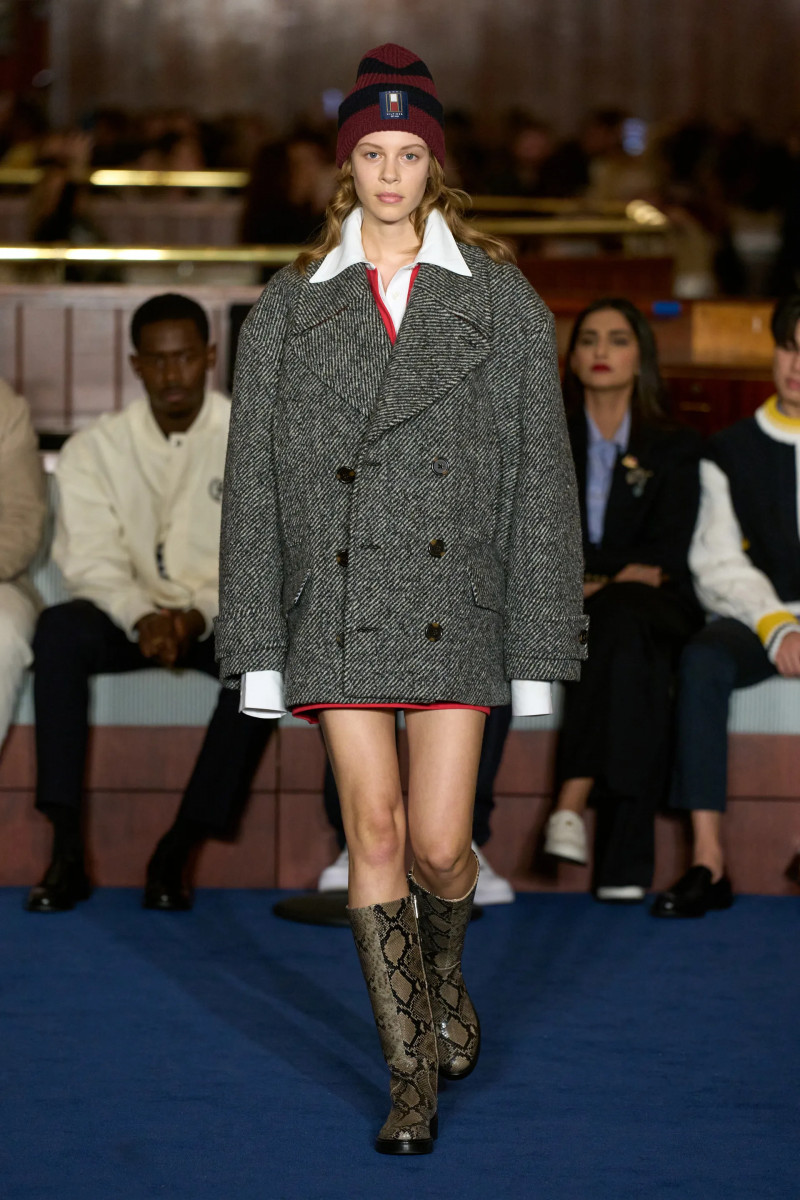 00024-tommy-hilfiger-fall-2024-ready-to-wear-credit-gorunway.webp