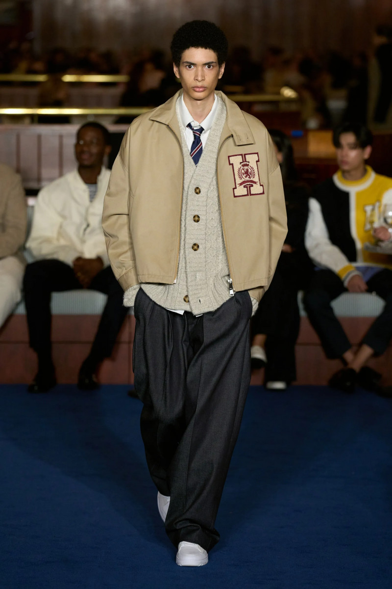 00058-tommy-hilfiger-fall-2024-ready-to-wear-credit-gorunway.webp