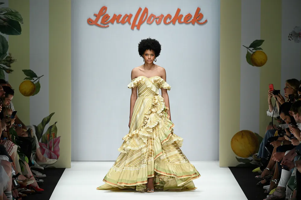 Lena-Hoschek-Show-Berlin-Fashion-Week-Spring_Summer-2019-110.webp