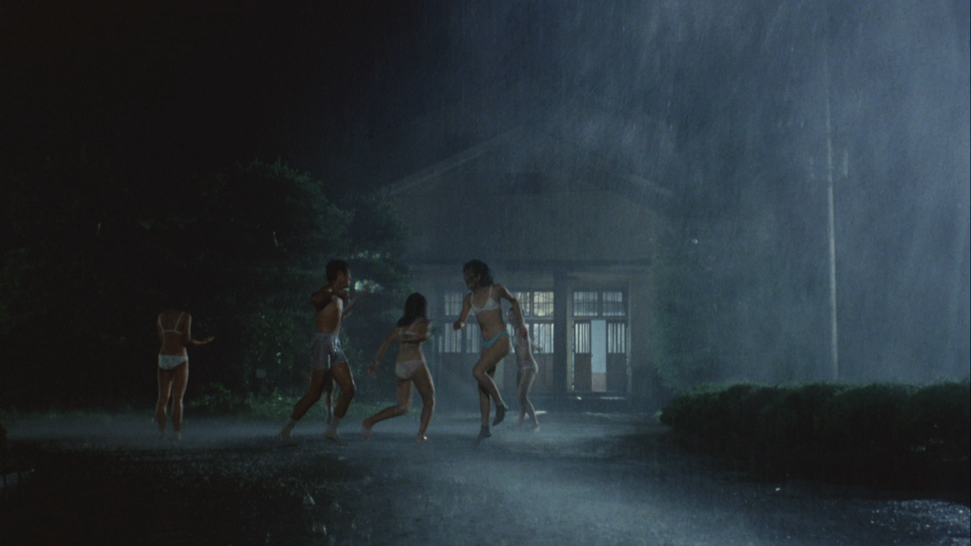 Taifu kurabu 1985 BDRemux 1080p.mkv_snapshot_01.33.50.png