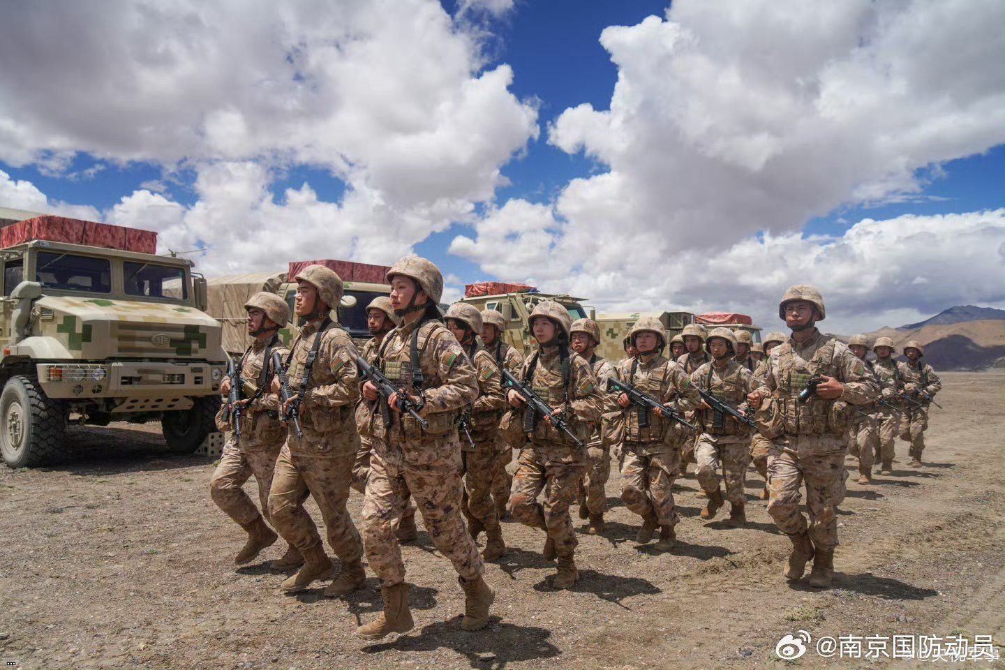 7a8acd1bgy1hsg5gfraypj21400qowmi.jpg