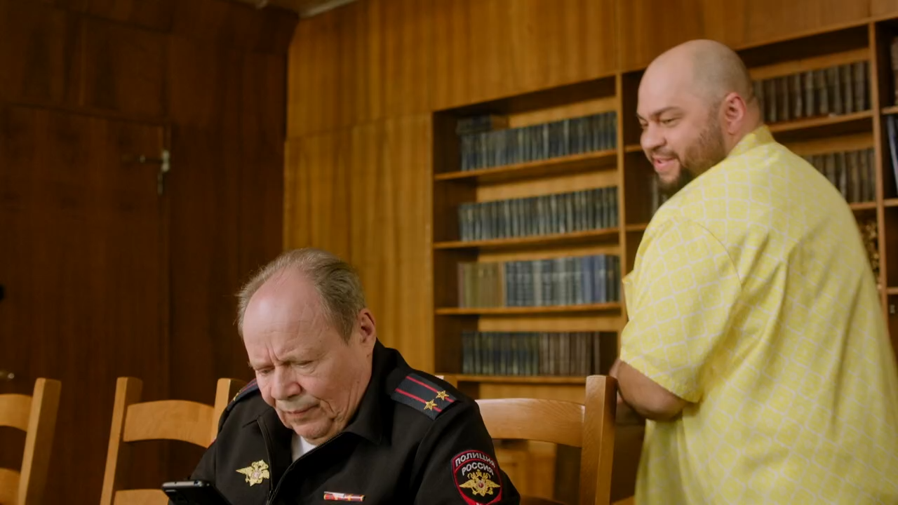 01. Солнце, море, два ствола.2024.WEB-DL 720p.Files-x.mkv_snapshot_06.14.png