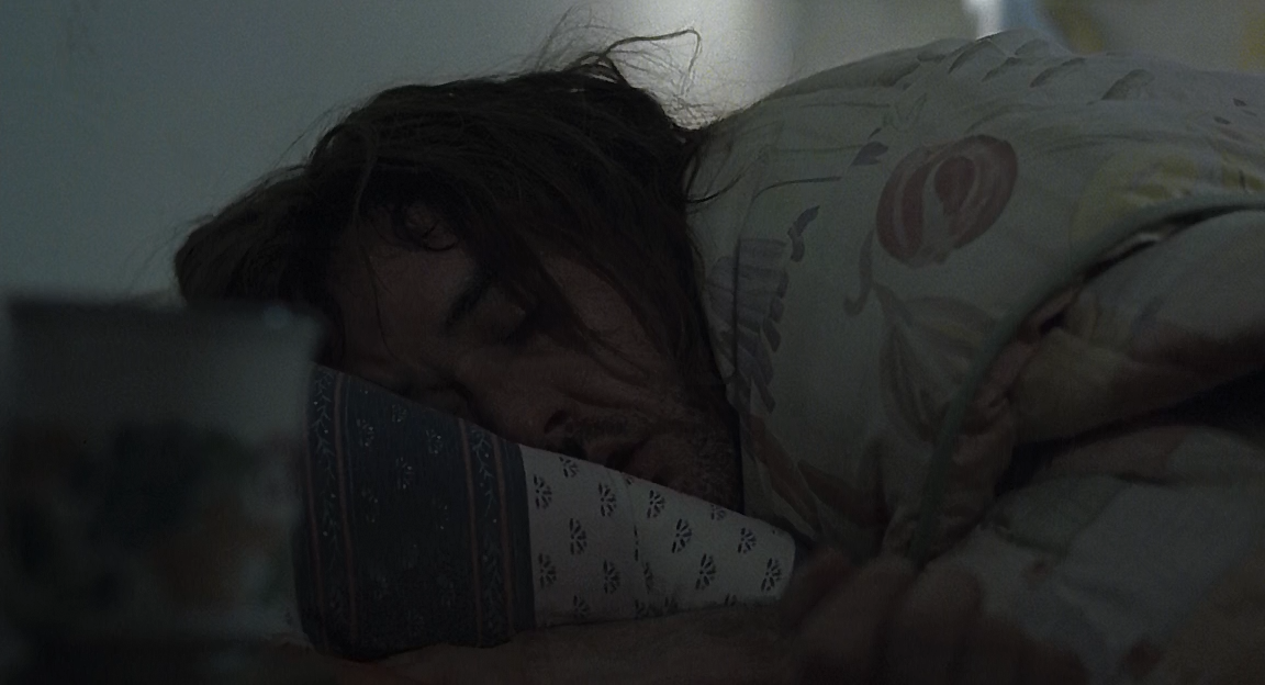Being John Malkovich (1999) BDRip.mkv_snapshot_00.03.09.898.png