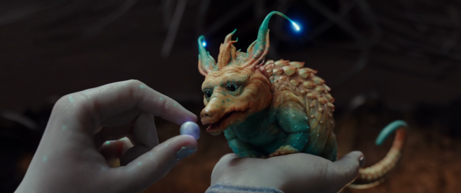 Valerian And The City Of A Thousand Planets (2017) 50FPS.mkv_snapshot_01.57.37.720.png