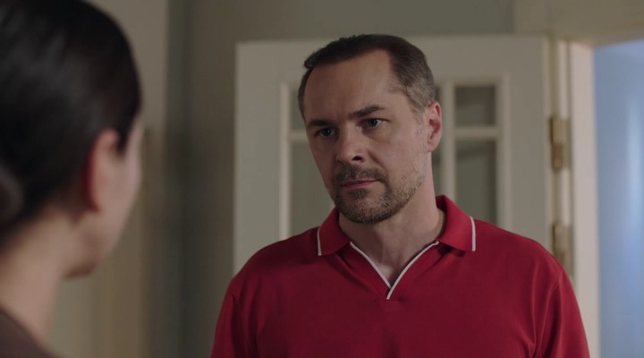 Вальс цветов S01E01 2024 WEBRip.avi_snapshot_24.41.png