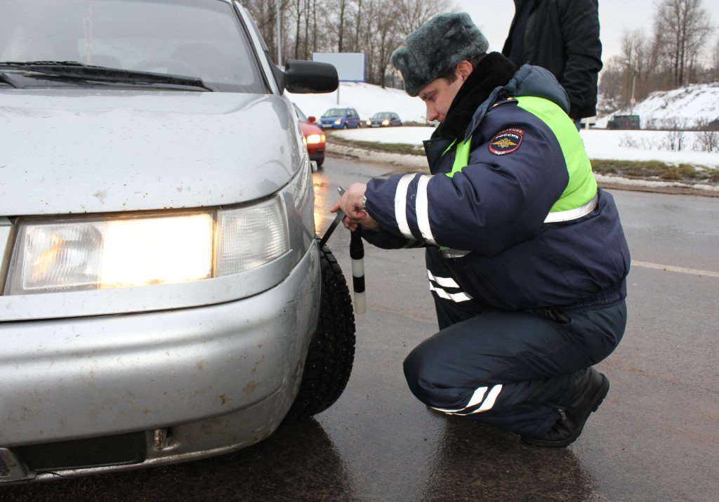 Водители авто в Оренбуржье начинают получать штрафы за летнюю резину