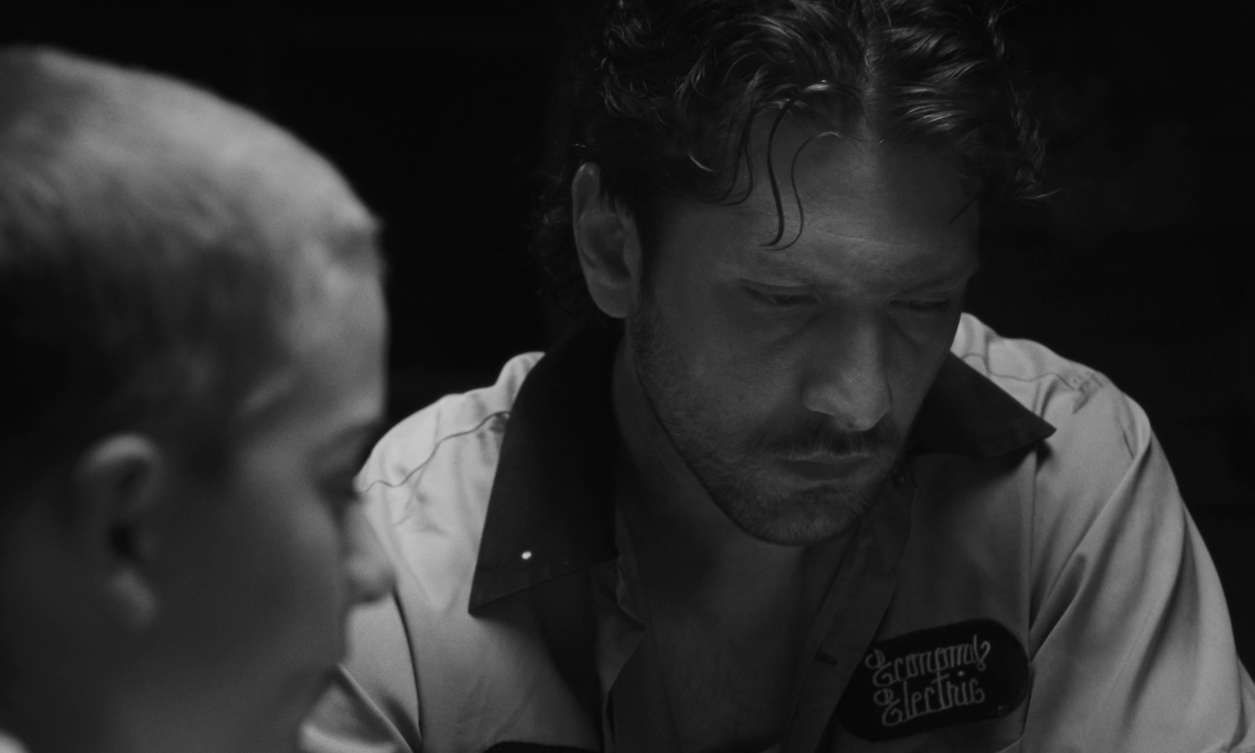 Where the Bullets Go (2024) (1).mkv_snapshot_02.39.png