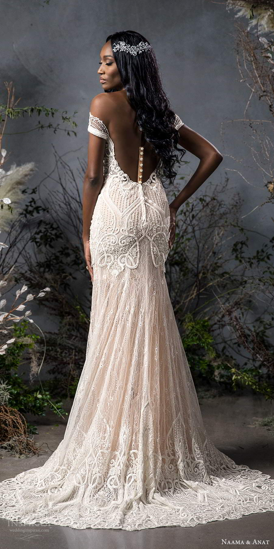 naama-anat-fall-2020-bridal-off-shoulder-sweetheart-neck_006.jpg