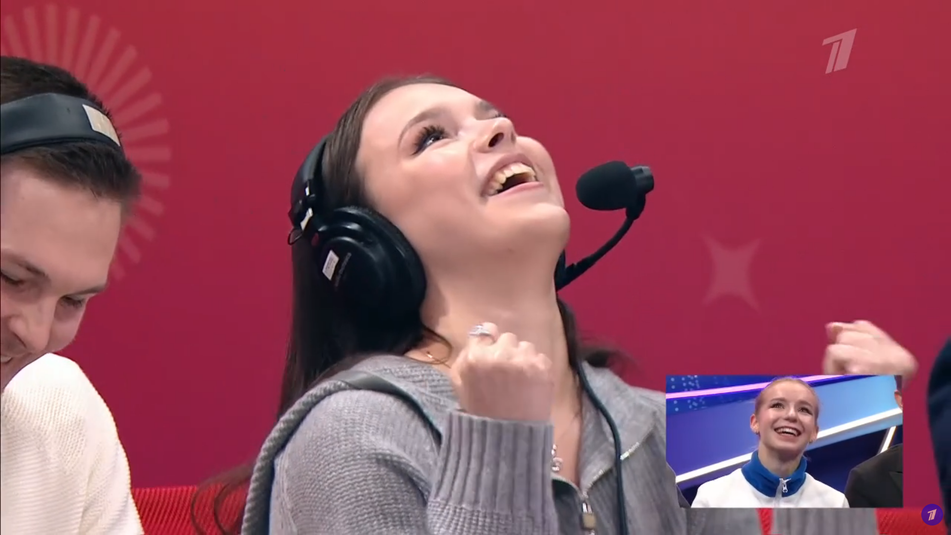 https://i3.imageban.ru/out/2024/12/21/7909a3bea4e387b9d1b477818f767d70.png