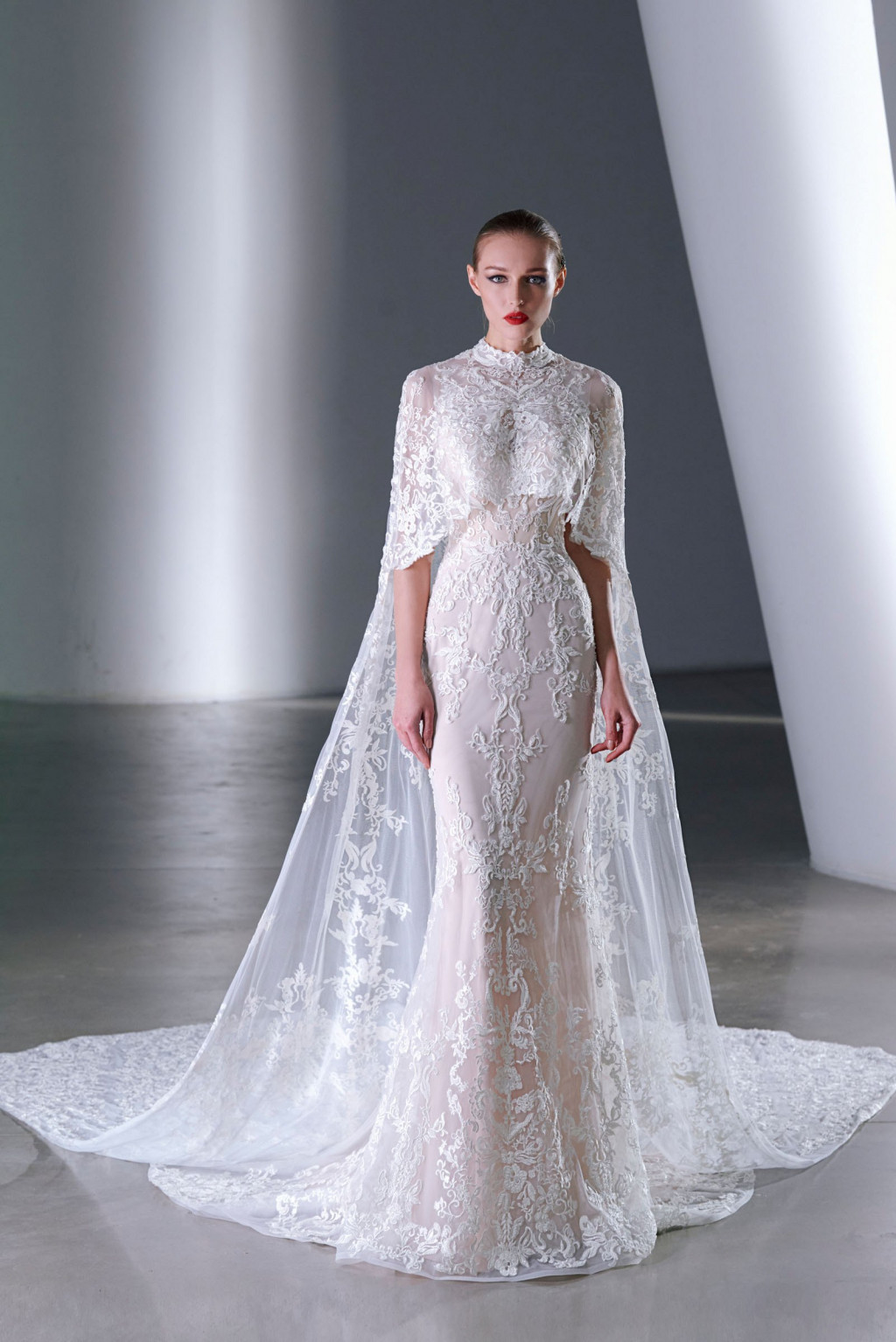dany_tabet-bridal-2018-2019bluebox-1559_f-resp2400v.jpg