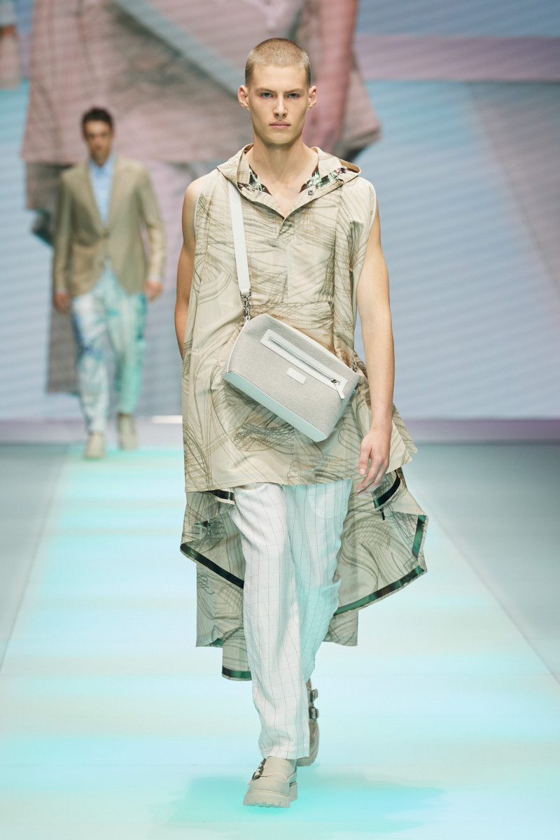 00052-Emporio-Armani-Spring-22-RTW-Milan-credit-gorunway.JPG