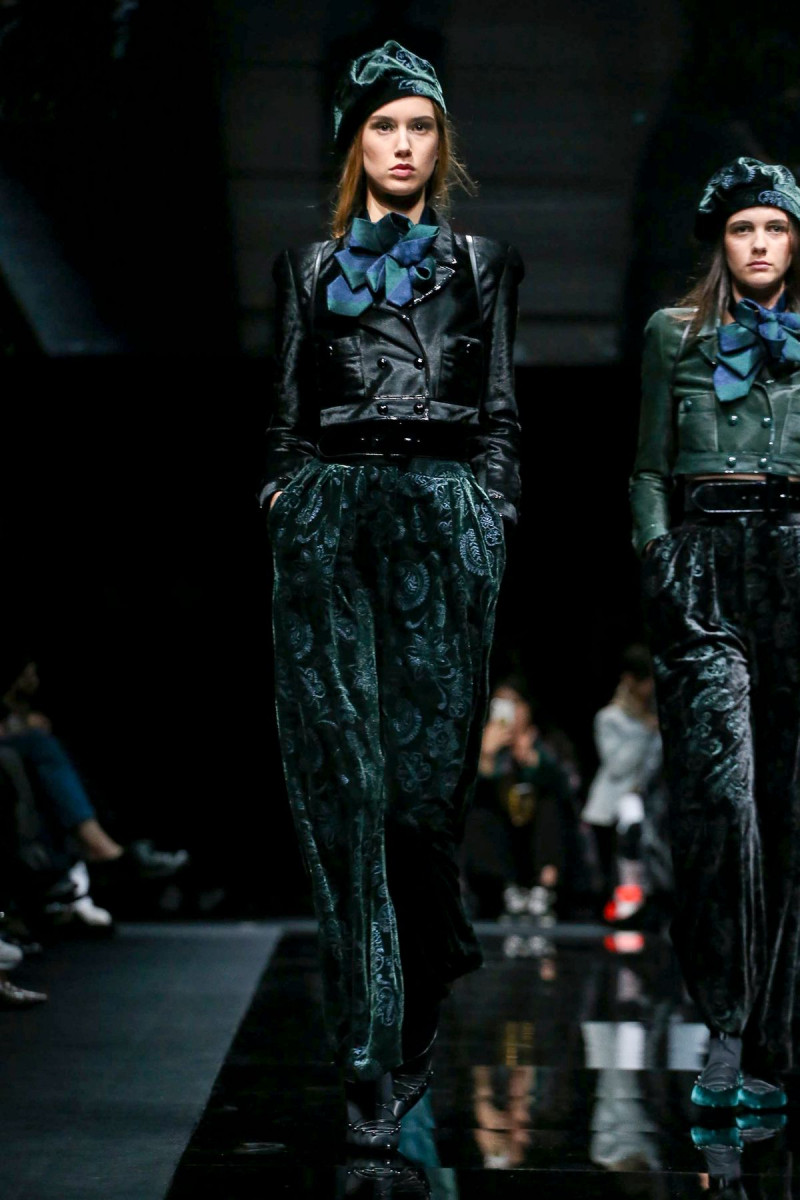 Emporio-Armani-RTW-FW20-Milan-6375-1582282570.jpg