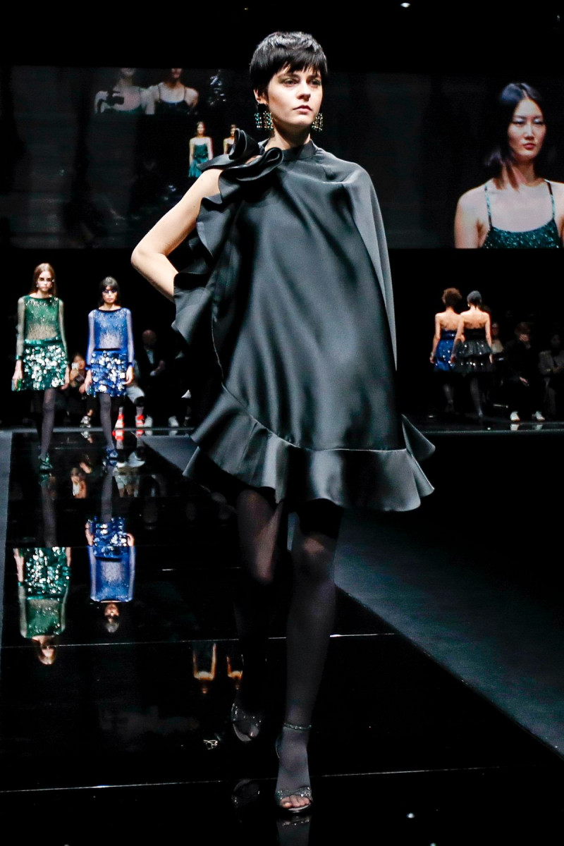 Emporio-Armani-RTW-FW20-Milan-6776-1582282901.jpg