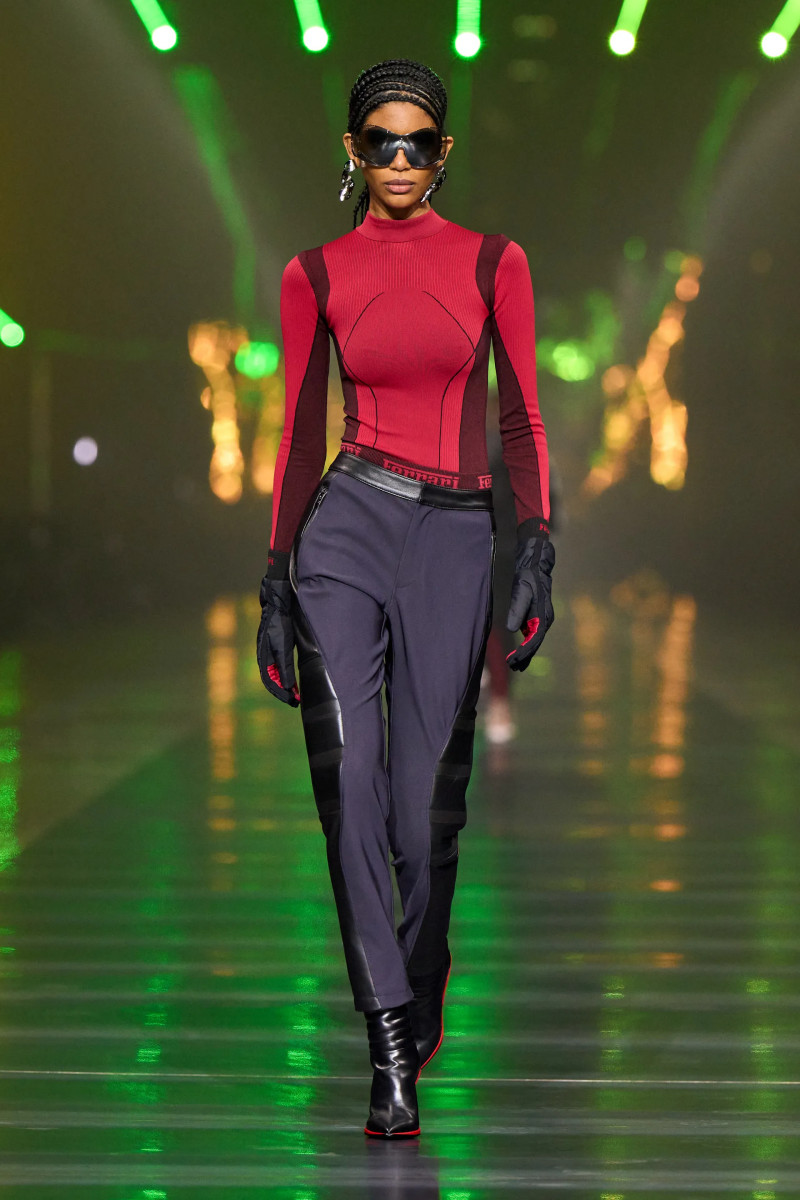00019-ferrari-fall-2022-ready-to-wear-milan-credit-filippo-fior-gorunway.webp