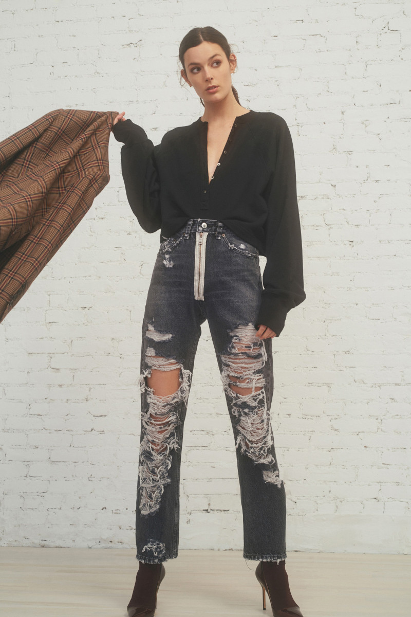 00007-marissa-webb-new-york-pre-fall-19-credit-Chris-Parente.jpg