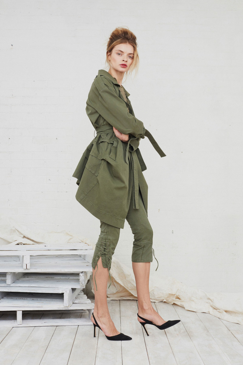 04-marissa-webb-fall-2017.jpg