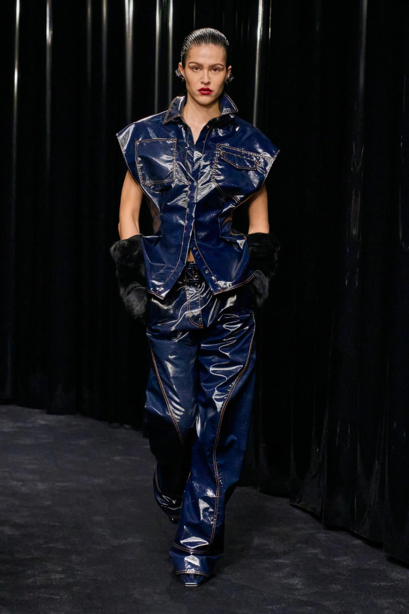 00038-ferrari-fall-2024-ready-to-wear-credit-gorunway.webp