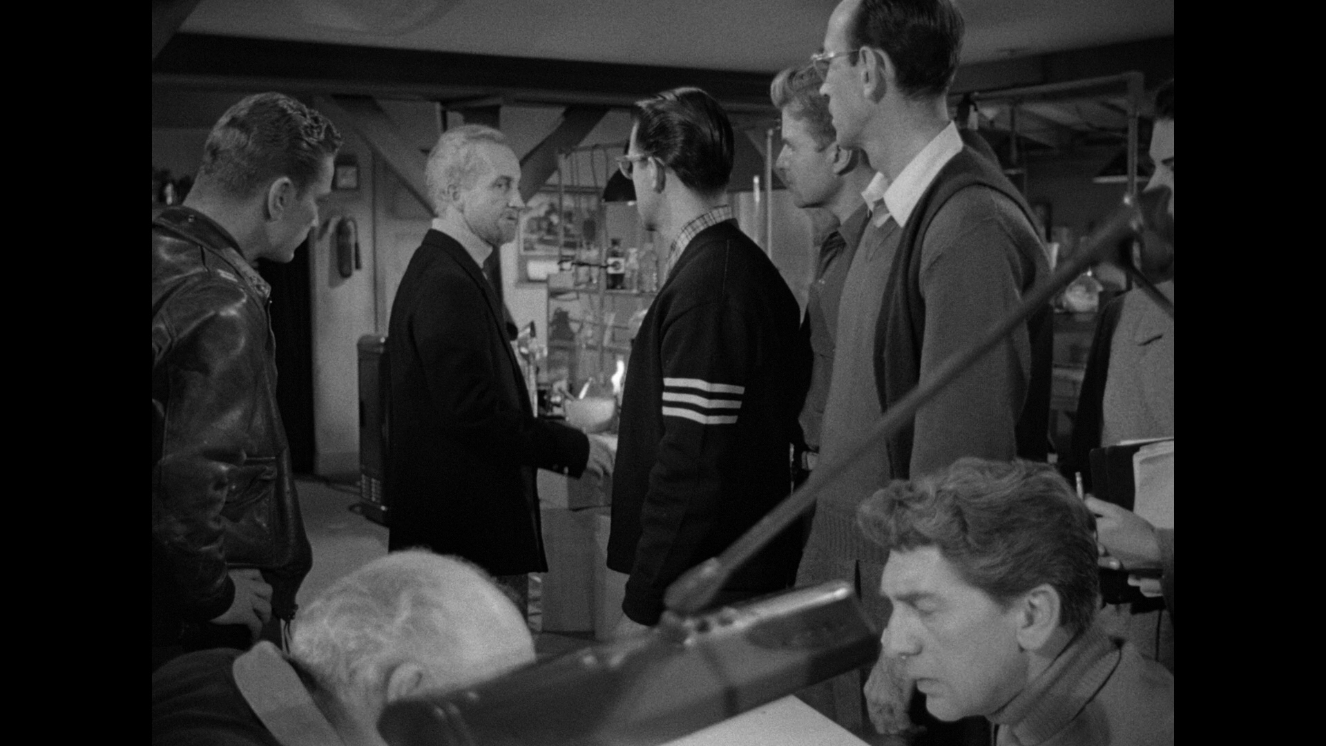 The.Thing.From.Another.World.1951.Warner.Bros.BDRemux.1080p[(068798)2025-03-09-08-21-12].PNG
