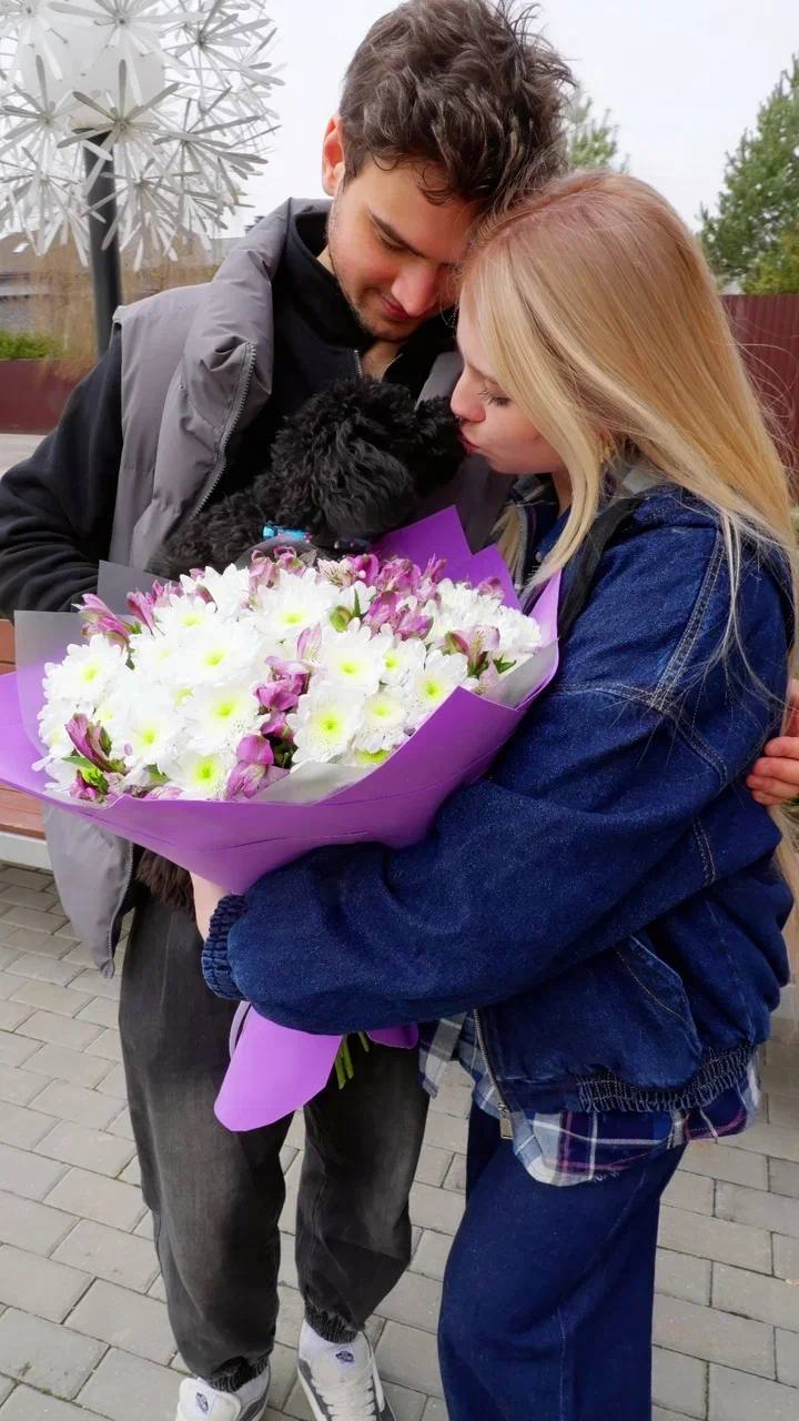 https://i3.imageban.ru/out/2025/03/12/8bfd2fd4026b511b6a759c15d9e7742a.jpg