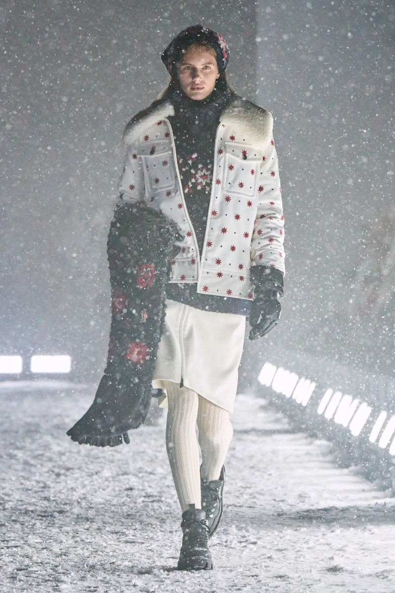 00100-moncler-grenob-fall-2025-ready-to-wear-credit-brand.webp