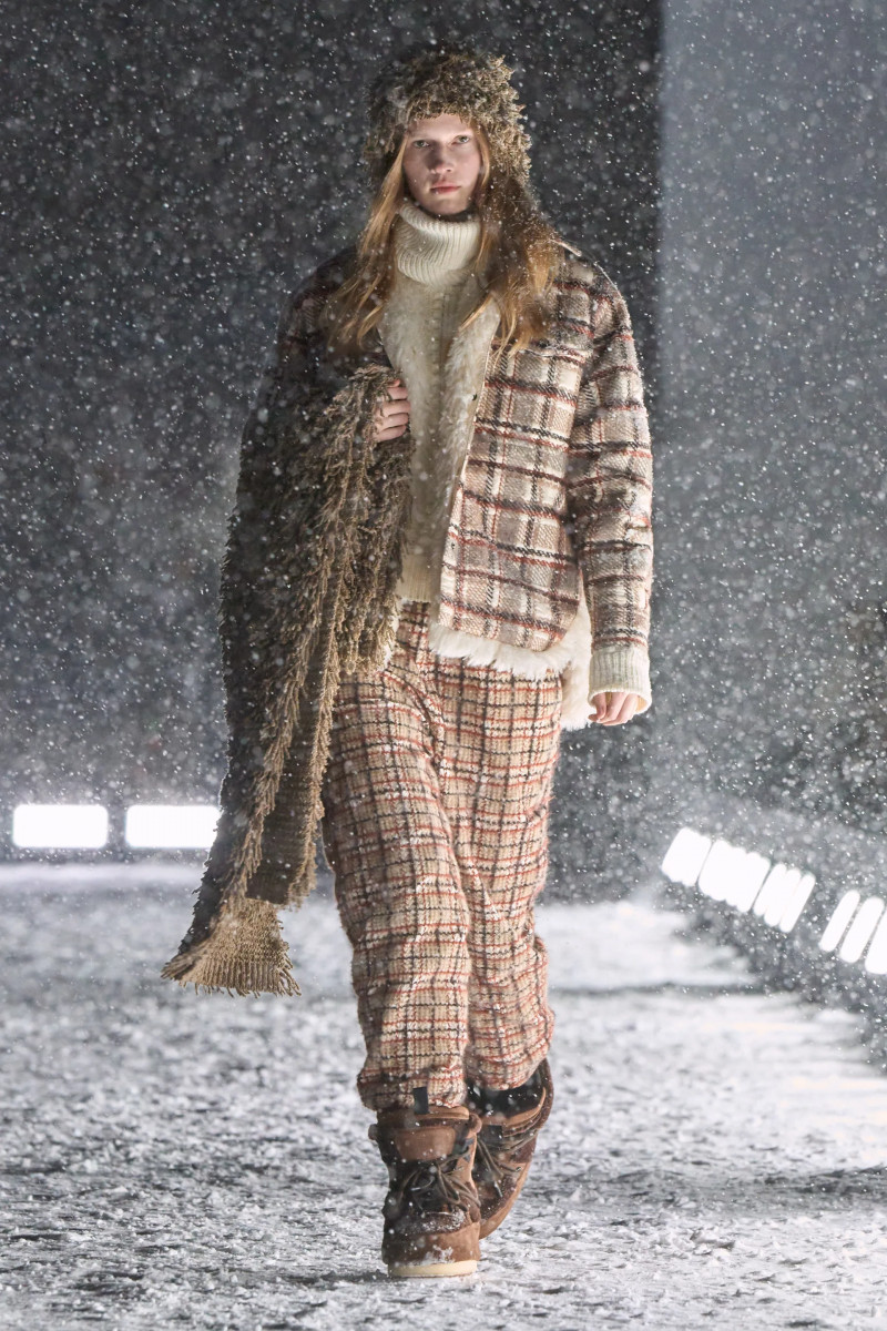 00030-moncler-grenob-fall-2025-ready-to-wear-credit-brand.webp