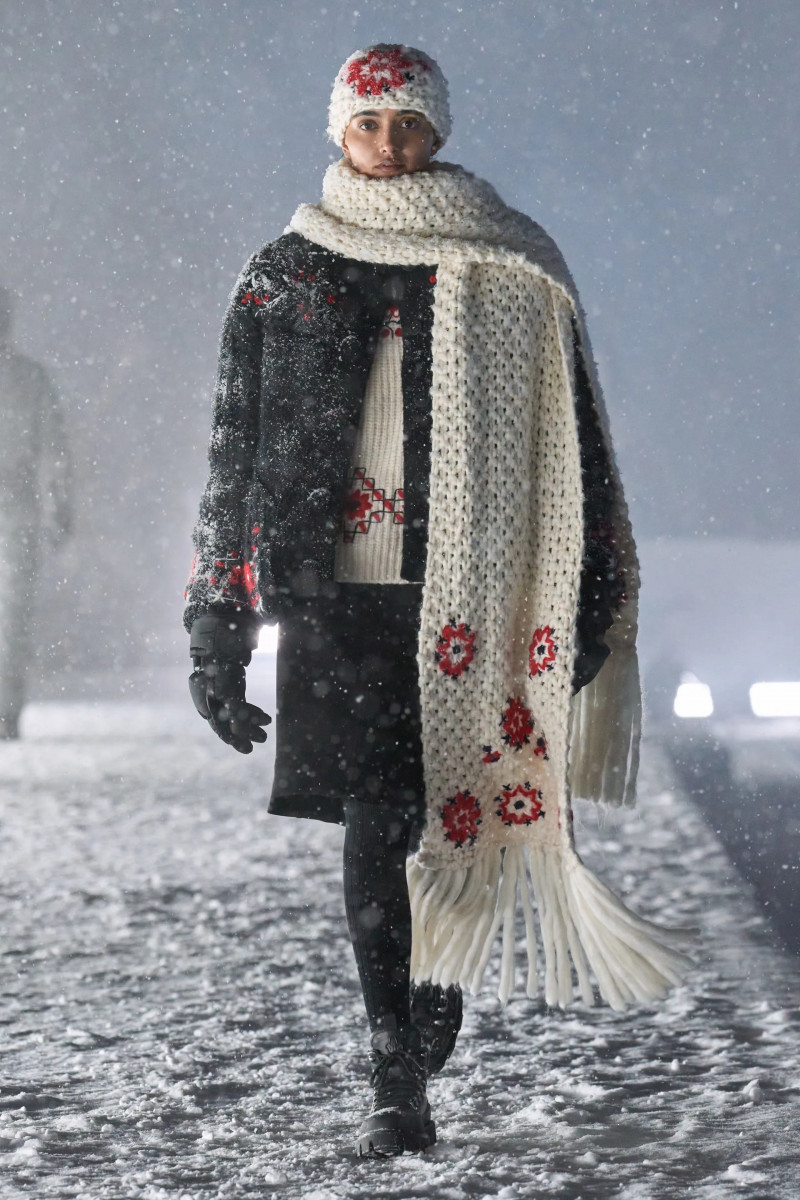 00101-moncler-grenob-fall-2025-ready-to-wear-credit-brand.webp
