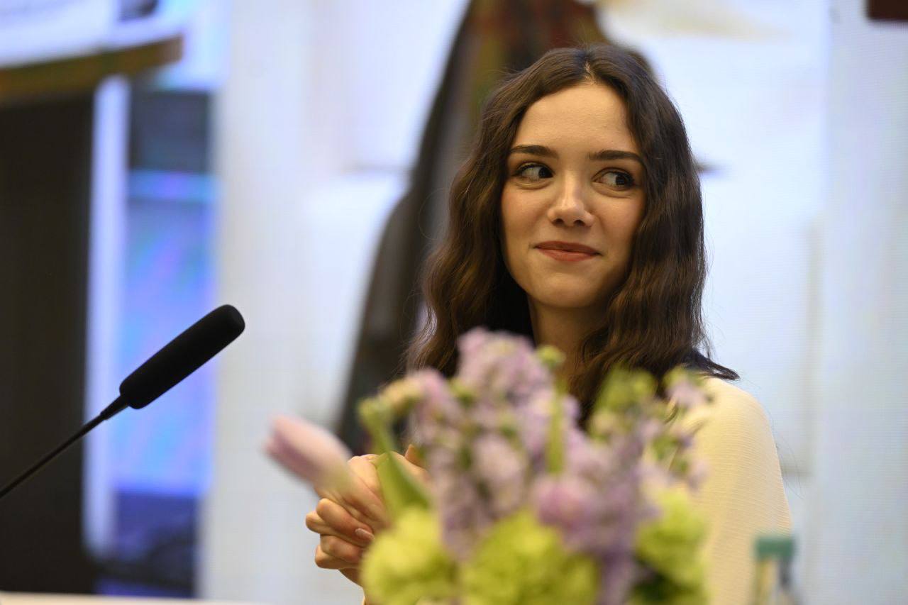 https://i3.imageban.ru/out/2025/04/04/7d20c1a87c5e16cc1726433f91095c98.jpg