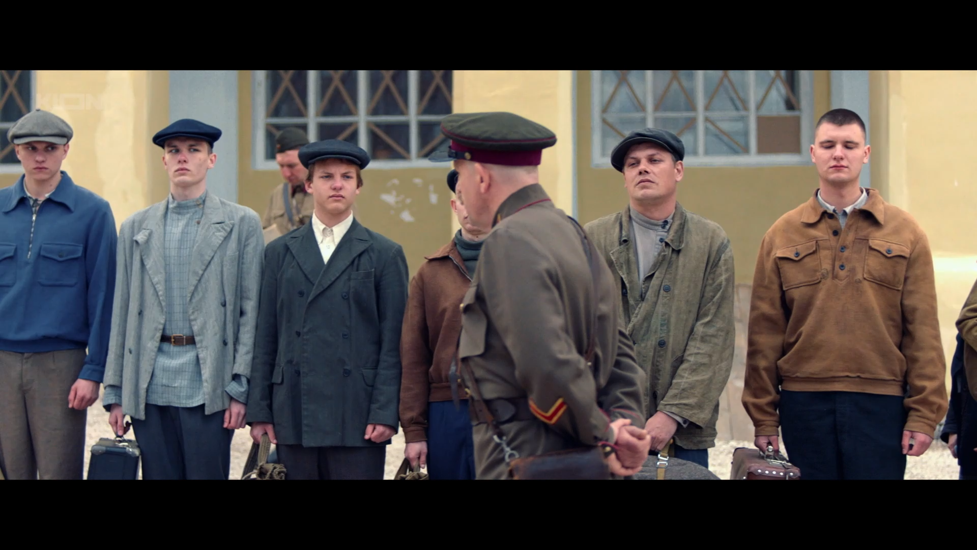 Pochtar.2025.WEB-DL.1080p.ExKinoRay.mkv_snapshot_00.43.55.png