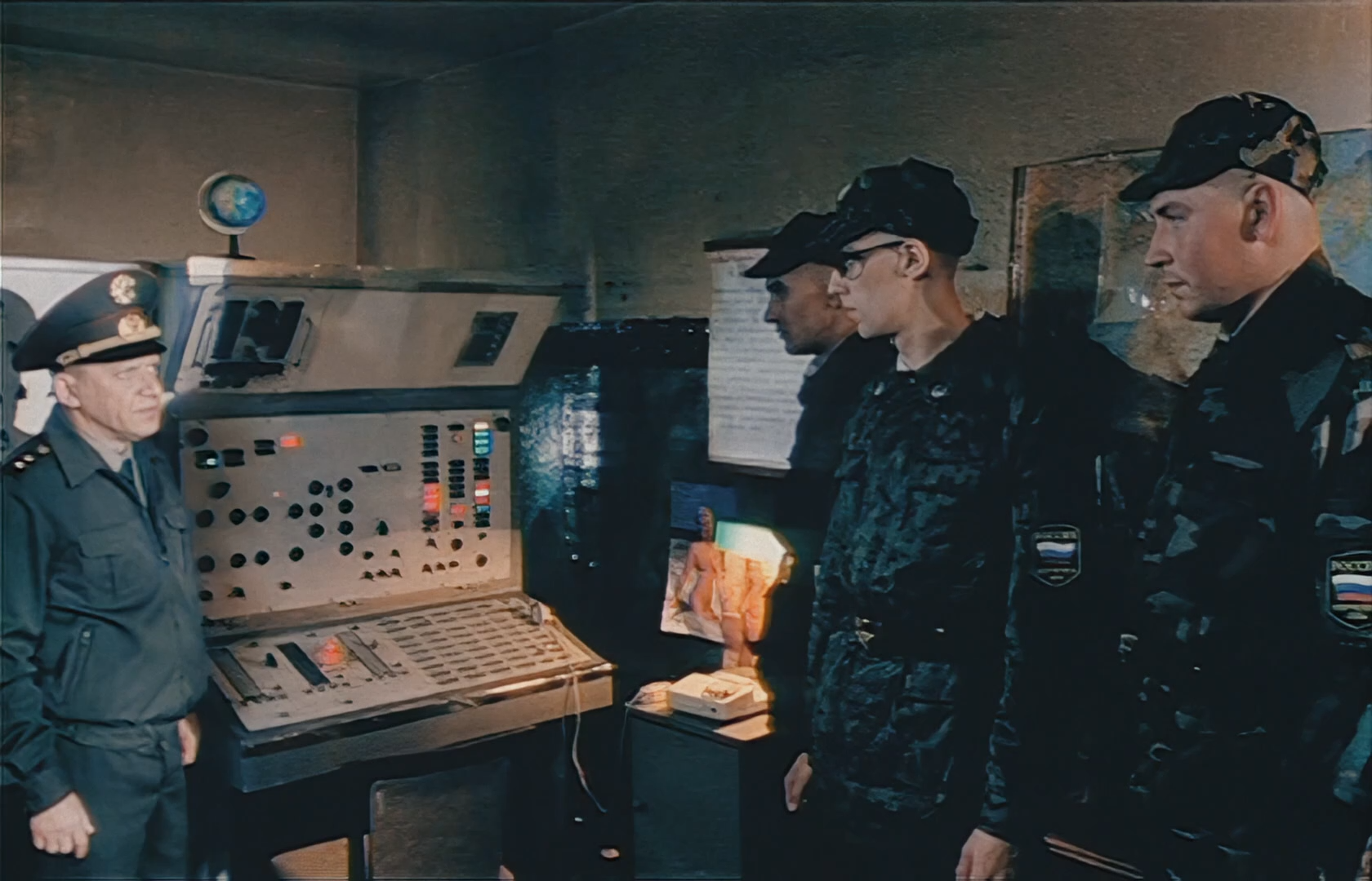 ДМБ (2000) 1080 AI.mkv_snapshot_00.34.15.040.png