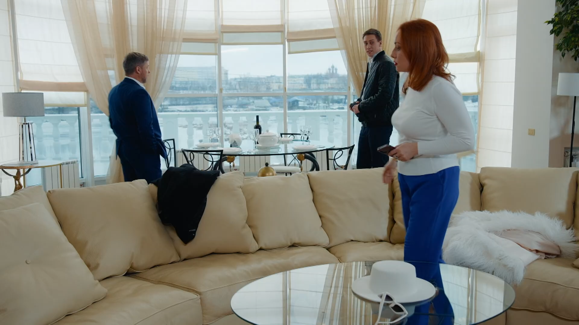 01. Выбираю нас.2025.WEB-DL 1080p.Files-x .mkv_snapshot_15.34.png
