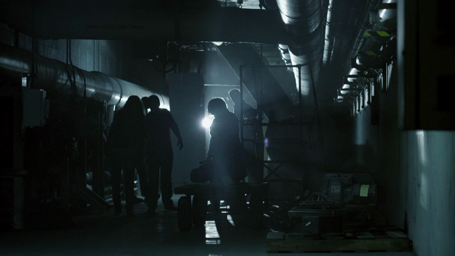 Rise.of.the.Zombies.2012.Asylum.BDRemux.1080p.mkv_20250818_055929.686.png