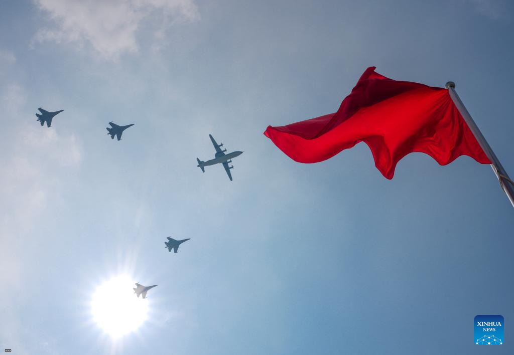 2 - FqmVUSgsF1IaEluW.jpg