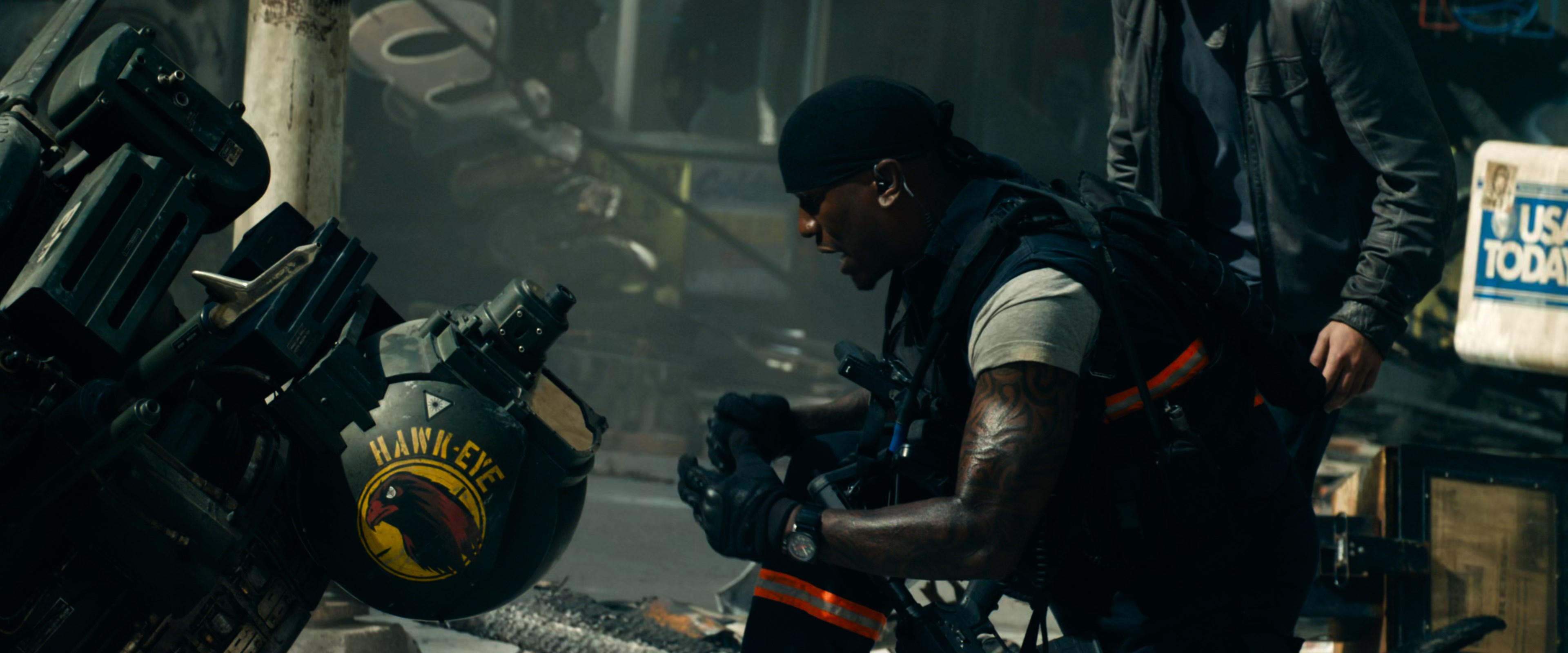 Transformers Dark of the Moon (2011) BDRip 2160p-NVENC 10 bit [HDR].mkv_snapshot_01.45.46.340.jpg