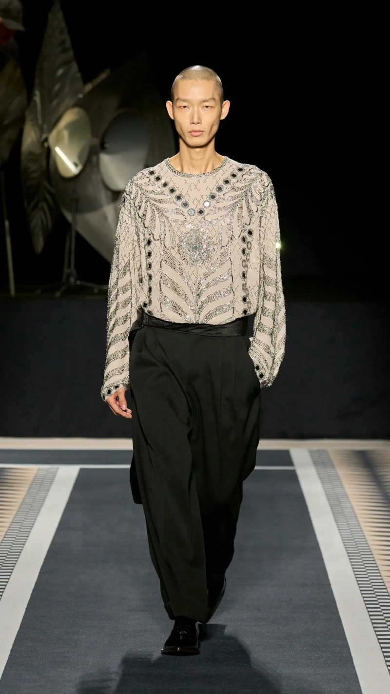 1737983440-1737975054-lanvin-collezione-uomo-donna-autunno-inverno-2025-2026-sfilata-foto-look58.webp