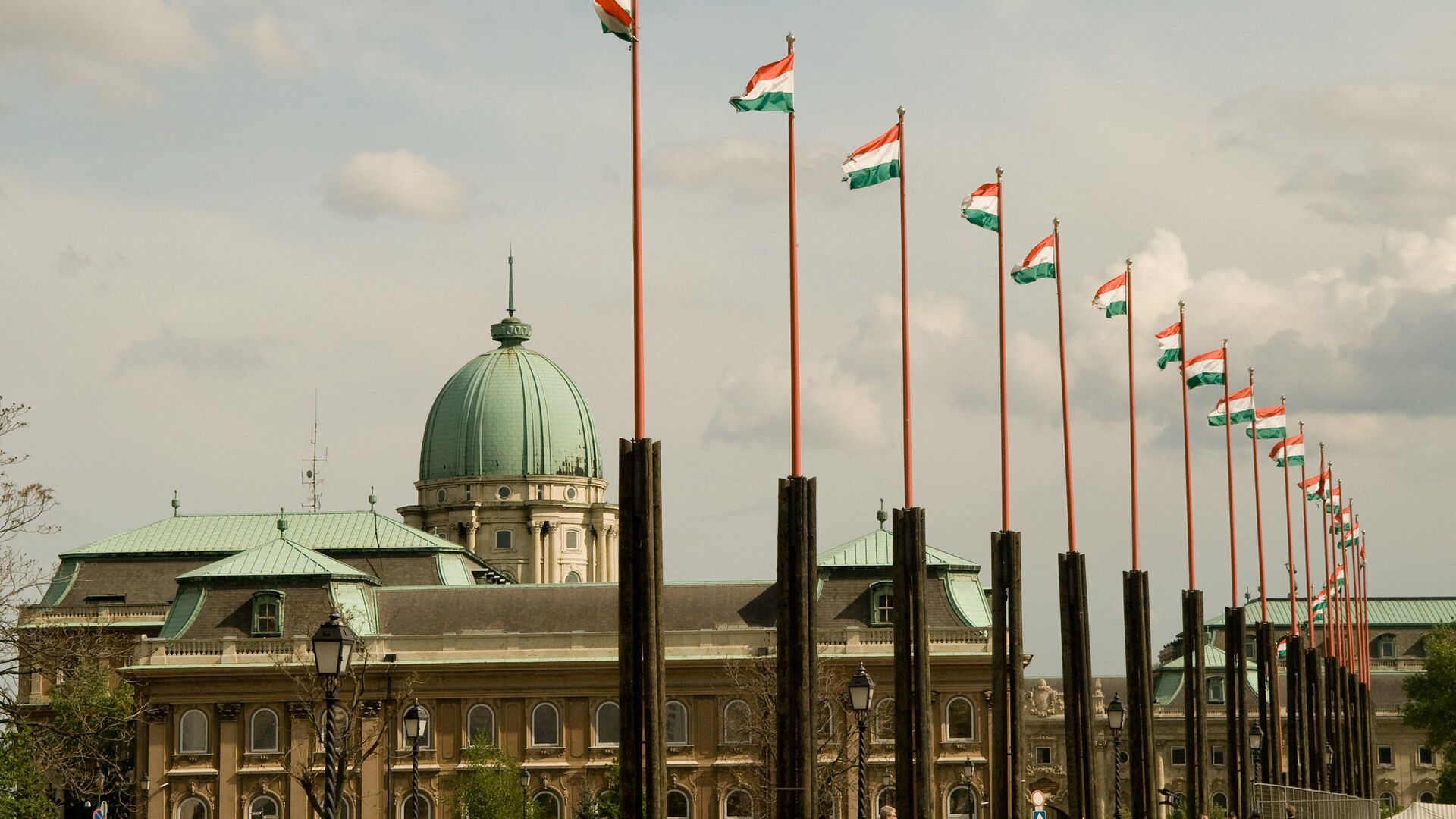 Работы по расширению АЭС Пакш ведутся в плановом режиме, сообщил МИД