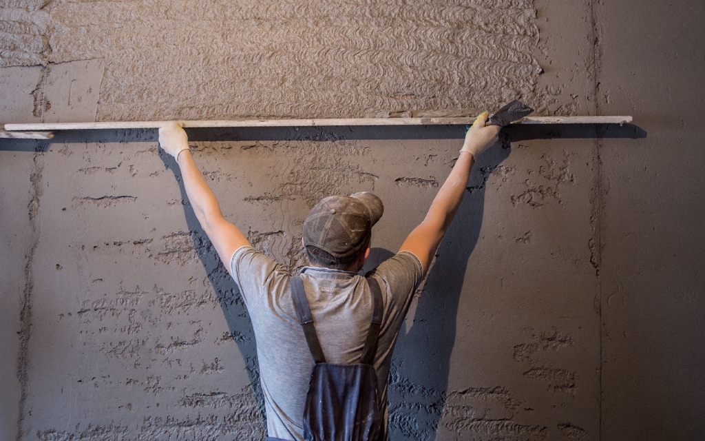 download (22).jpg Штукатурка для стен, как выбрать