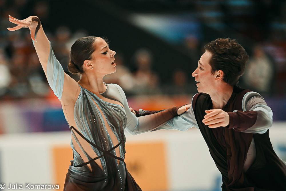 https://i3.imageban.ru/out/2025/10/09/5691b5ed4be928a33e916fb38de422fa.jpg