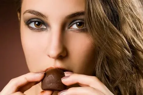 https://i3.imageban.ru/out/2025/10/18/09d5936d4c96f3e1fdbb0475e90129d6.webp
