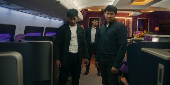 Рейс_навылет_(боевик, комедия, криминал 2024 год)_Leonard_Lew.0-51-17.287.jpg