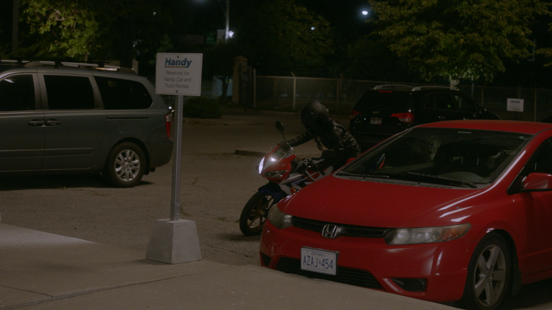Kims.Convenience.S02E13.Handy.Graduation.1080p.WEB-DL.H.264.Rus.Eng-@EniaHD-0012.png